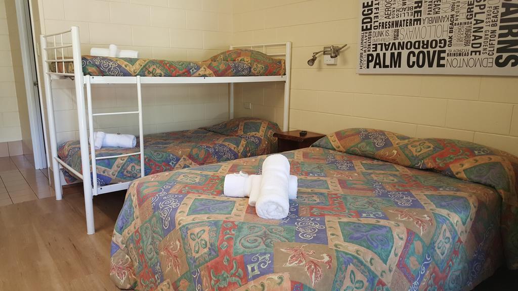 Cow Bay Hotel Motel Port Douglas Extérieur photo